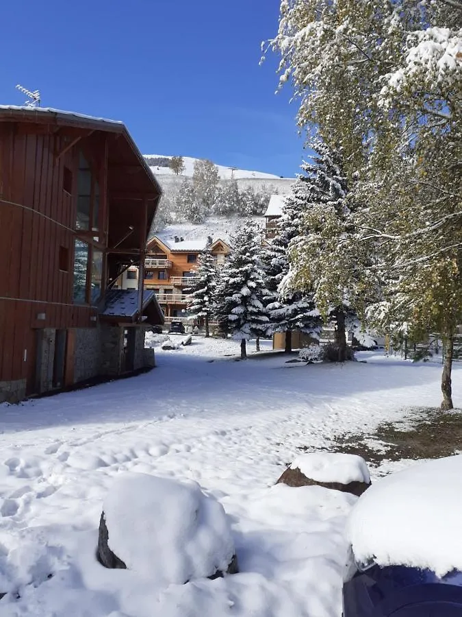 Appartement Au Pied Des Pistes - Parking Gratuit 莱德萨阿尔卑斯